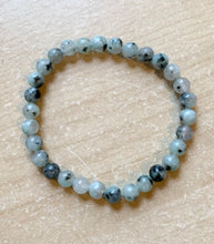 Load image into Gallery viewer, 7.3” Sesame Jasper Bracelet 6mm beads
