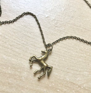 Gracious Horse Necklace - bronze
